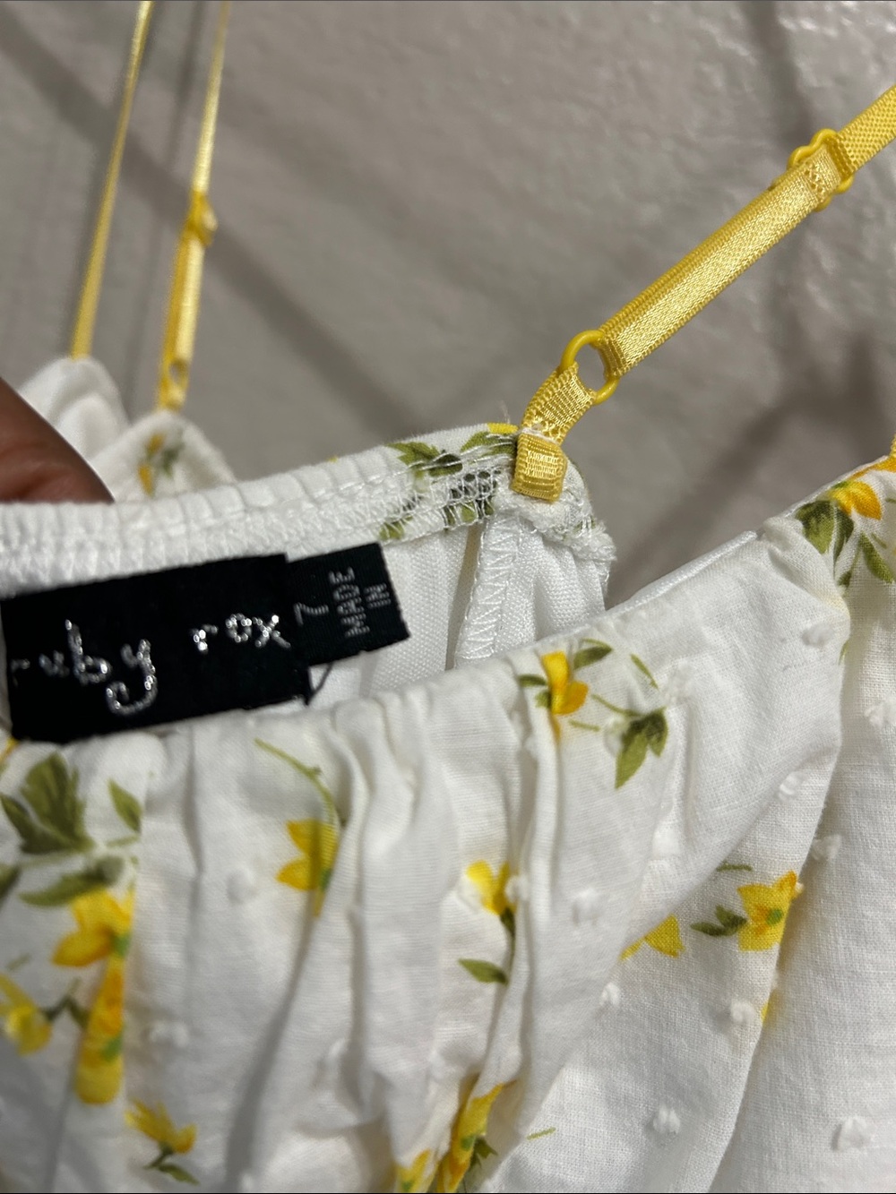 Ruby Rox Women’s White Yellow Floral Sundress Bow Tie Sleeveless Summer Sz 7 - Picture 4 of 8